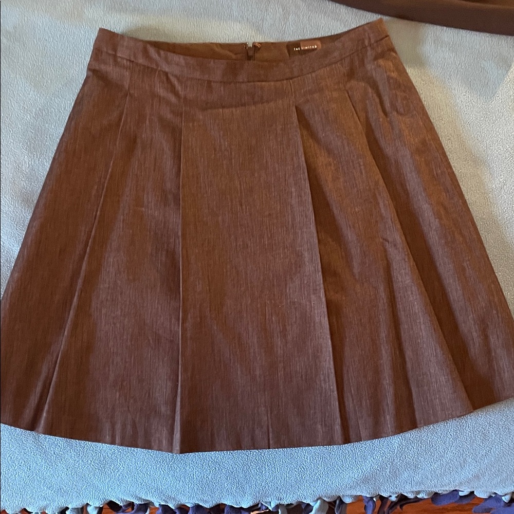 The Limited Gray pleated A-Line Skirt